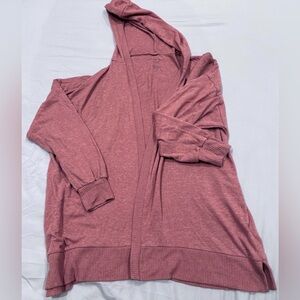 American Eagle Soft and Sexy Plush Pink Cardigan 
women’s medium